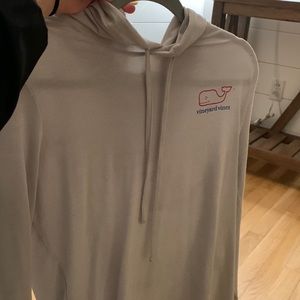 Lightweight vineyard vines hoodie